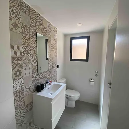 Διαμέρισμα Entire 250m2